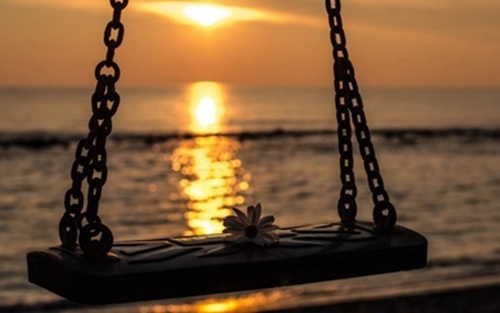 傷感的季節(jié)句子簡短